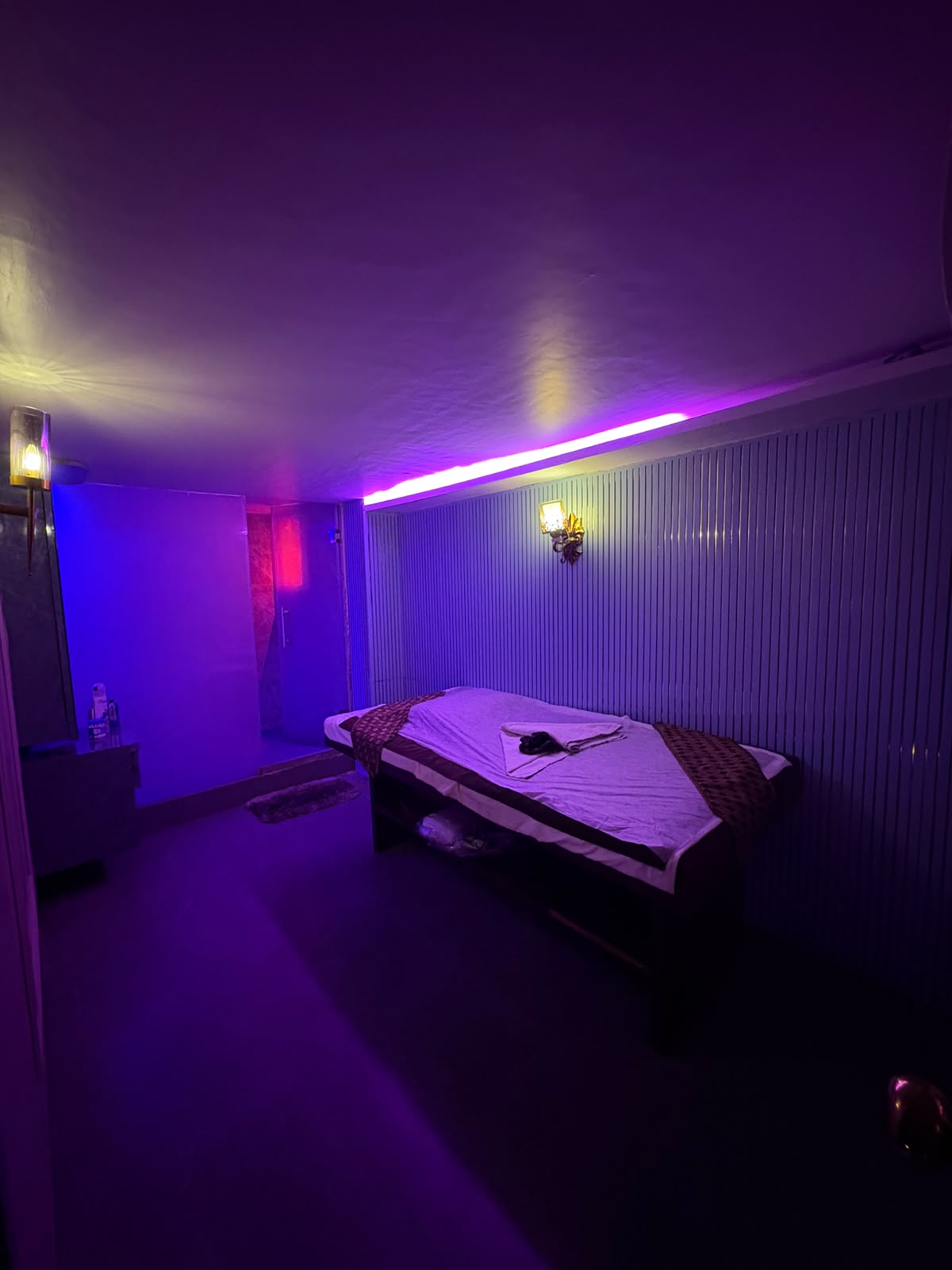 Blue Diamond Spa and Salon Gallery 12